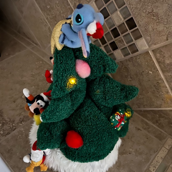 Christmas Tree Hat with Disney Characters - Picture 9 of 12